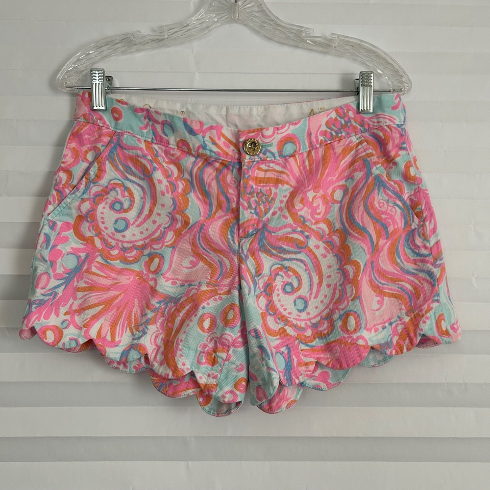 Lilly Pulitzer Buttercup Scalloped Hem‎ Shorts Pink Blue Paisley Swirl Size 4